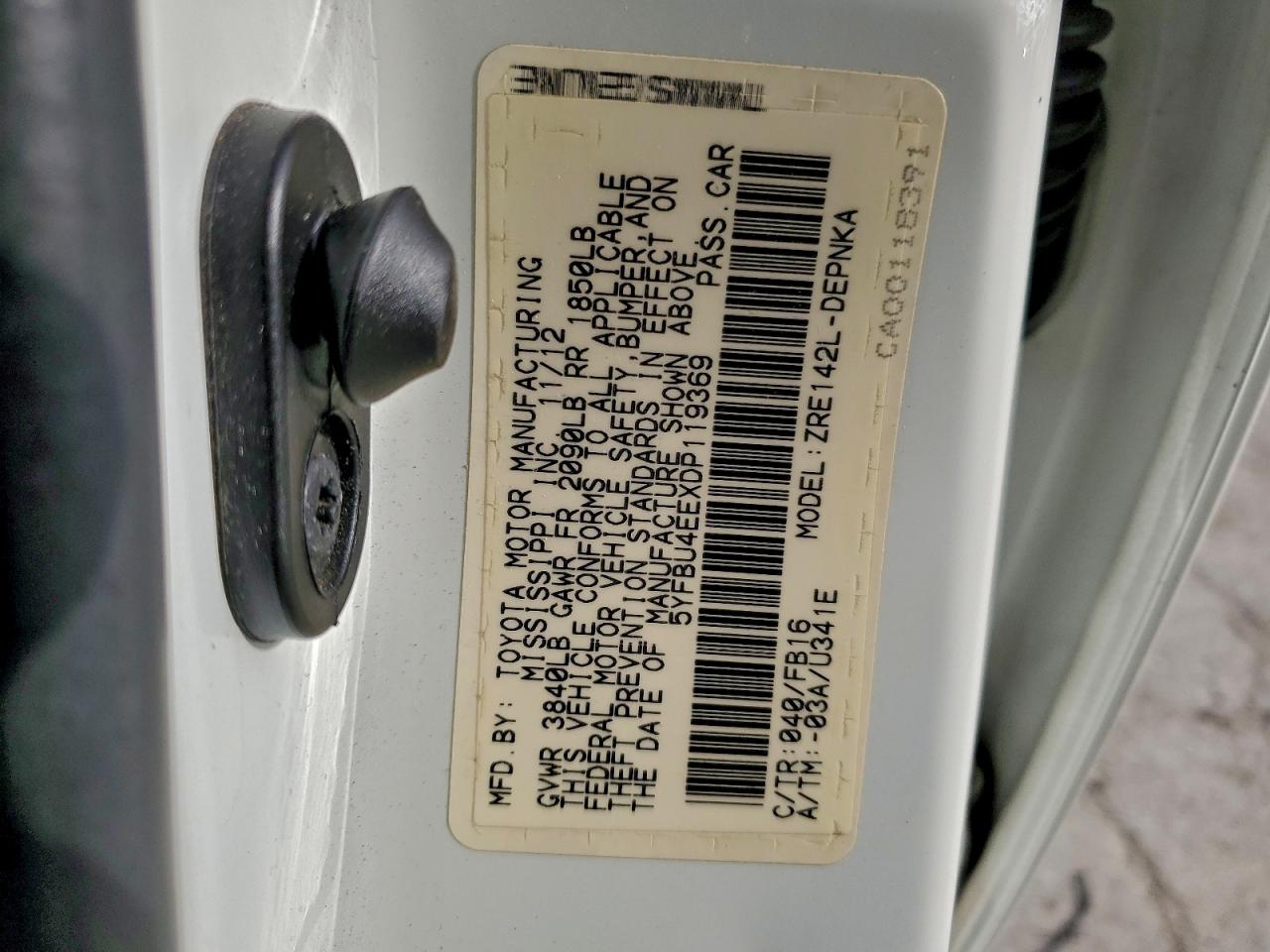 Lot #3311458234 2013 TOYOTA COROLLA BA