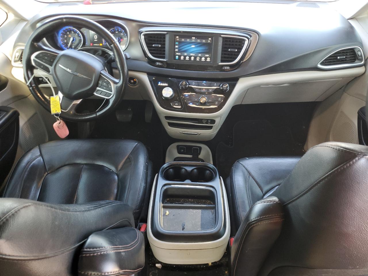 CHRYSLER PACIFICA TOURING L