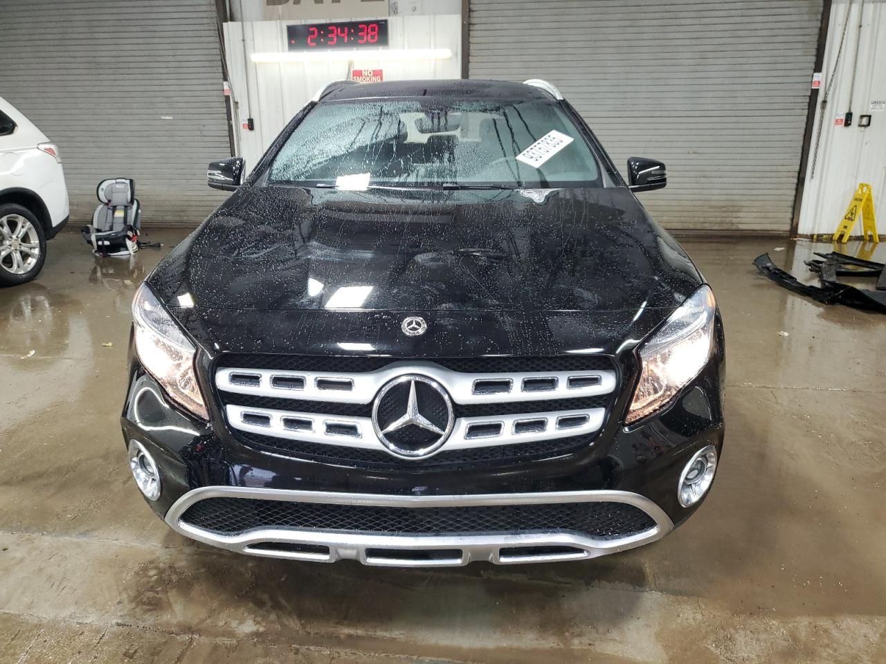 MERCEDES-BENZ GLA-CLASS 250