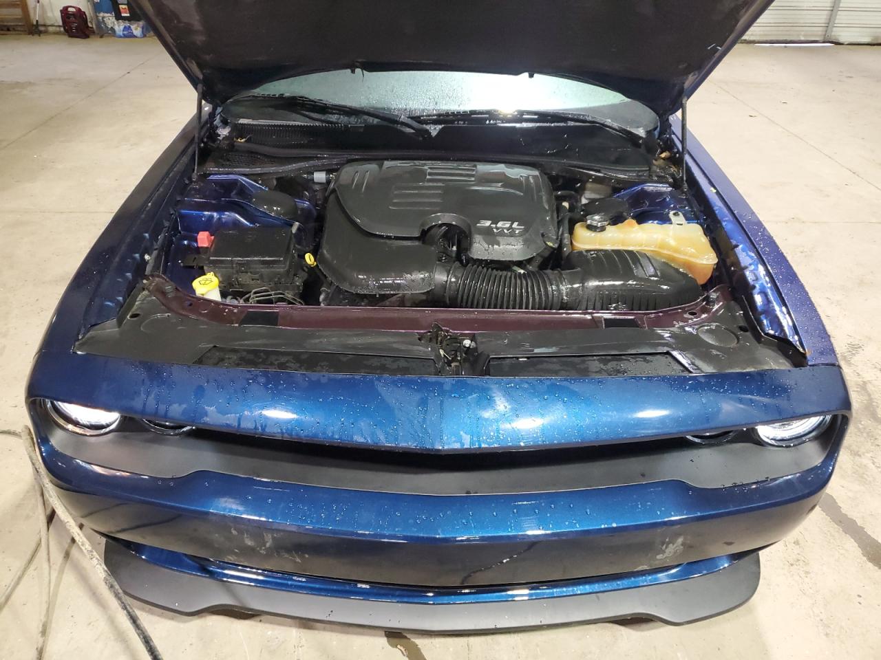 DODGE CHALLENGER SXT PLUS