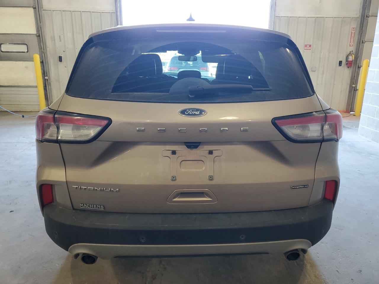 FORD ESCAPE TITANIUM