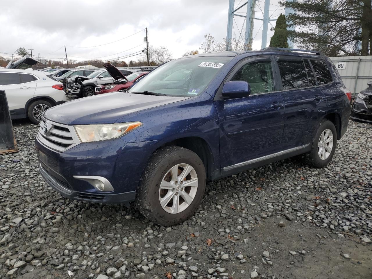 TOYOTA HIGHLANDER BASE