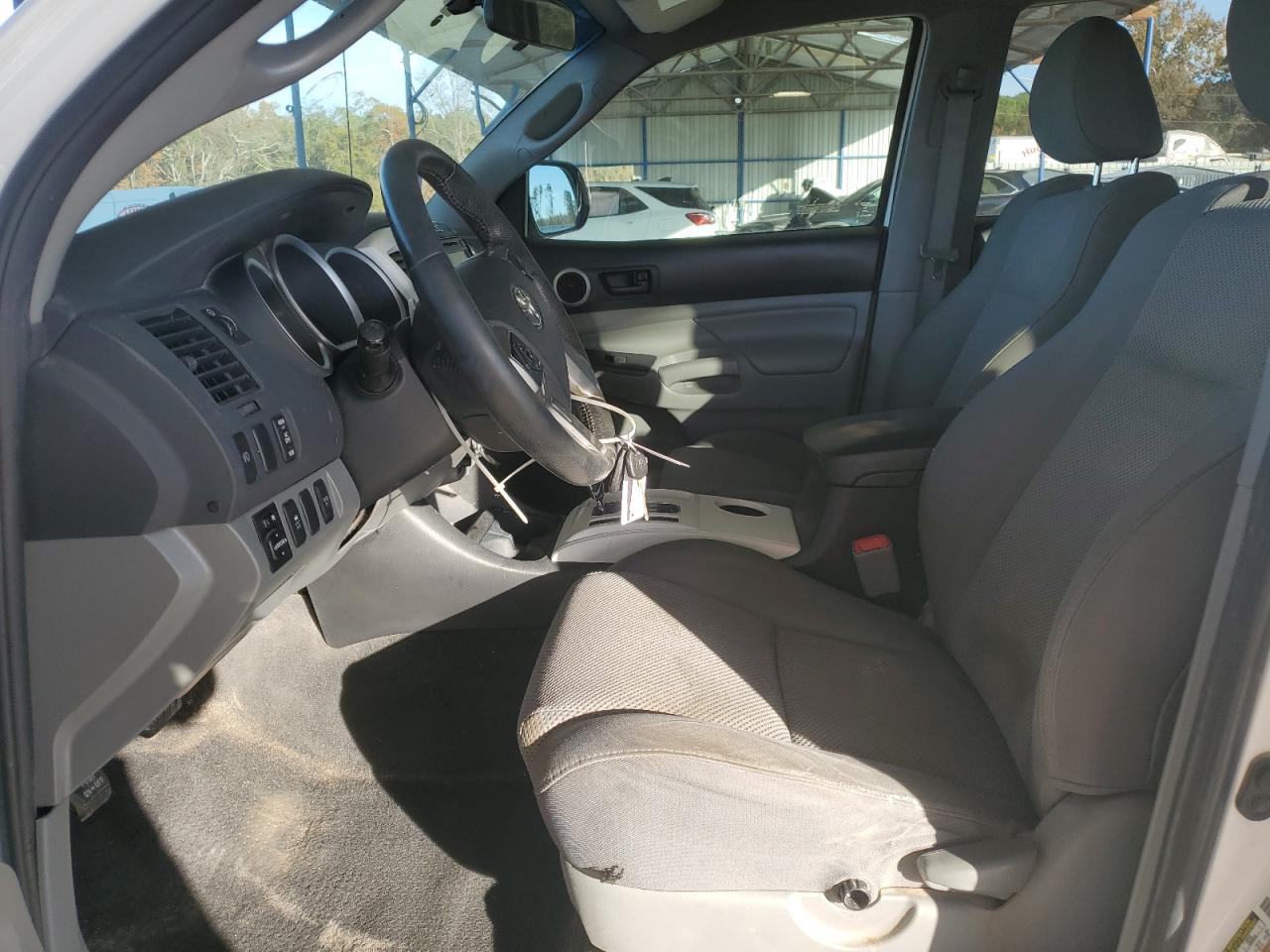 TOYOTA TACOMA DOUBLE CAB