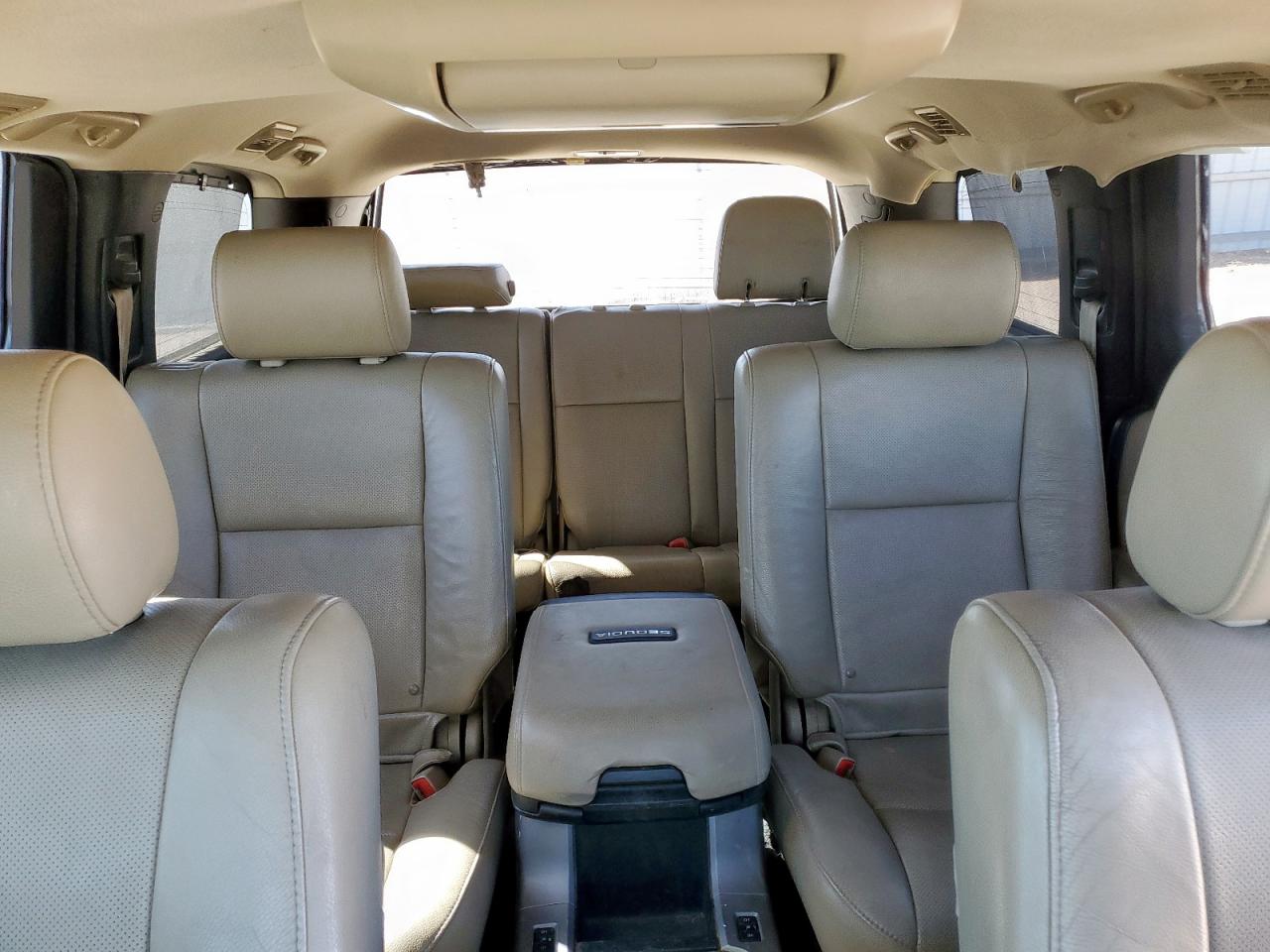 TOYOTA SEQUOIA PLATINUM