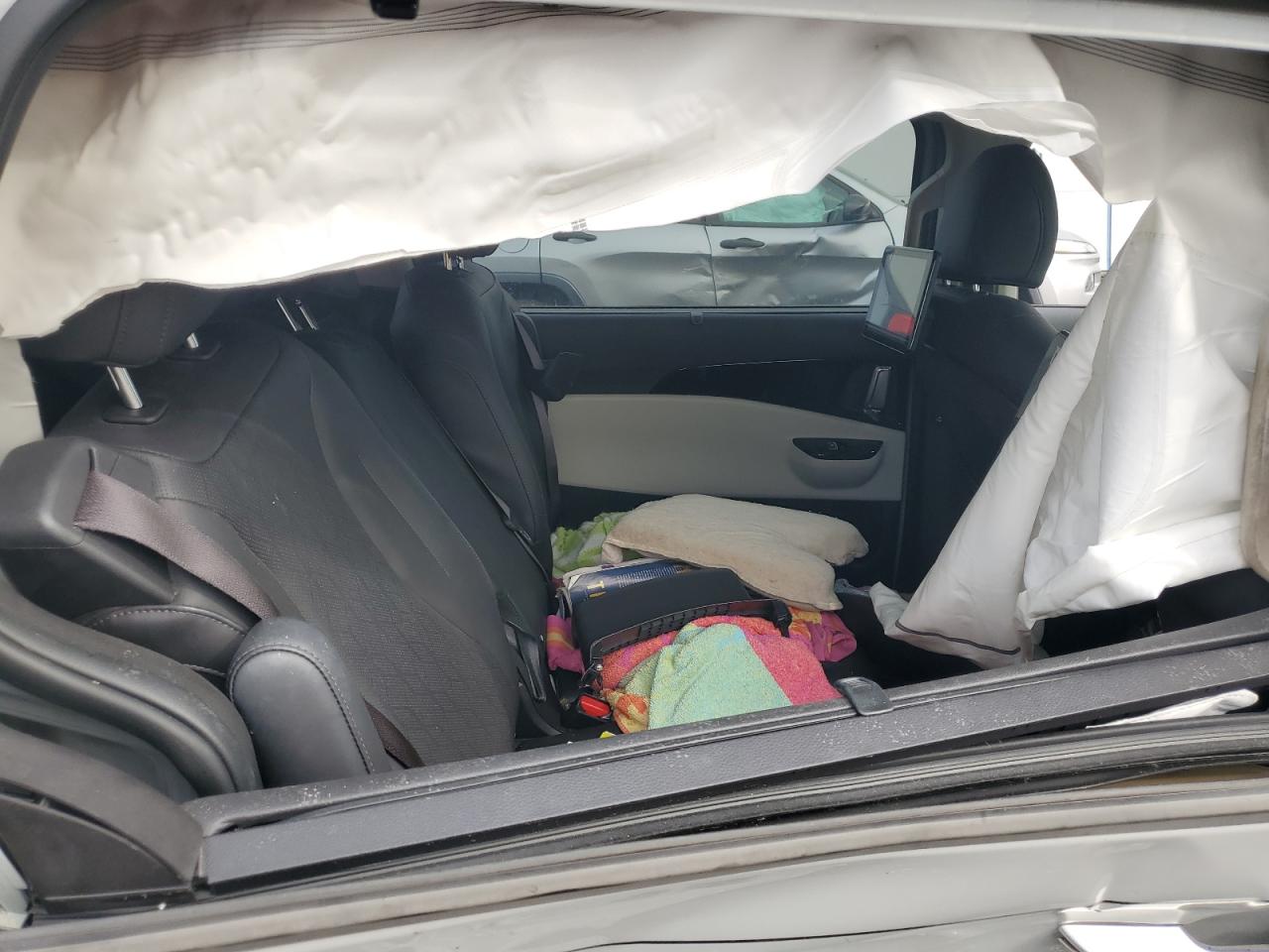 KIA CARNIVAL SX PRESTIGE