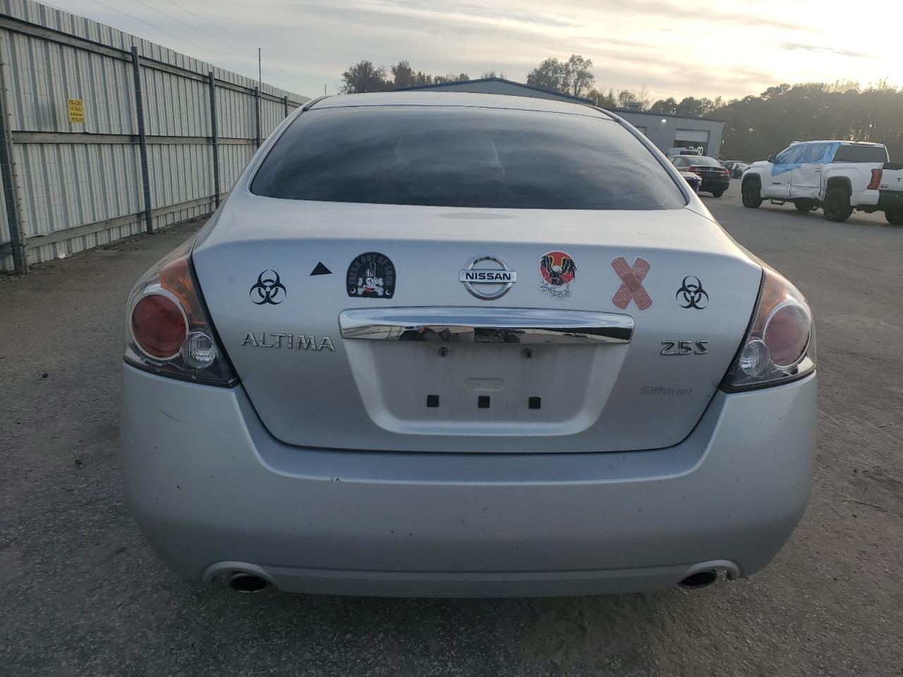 NISSAN ALTIMA BASE