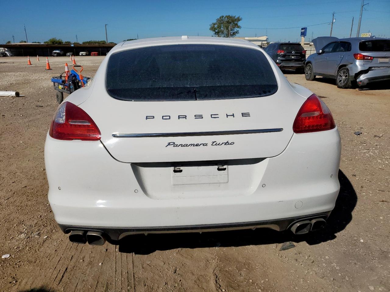 PORSCHE PANAMERA TURBO