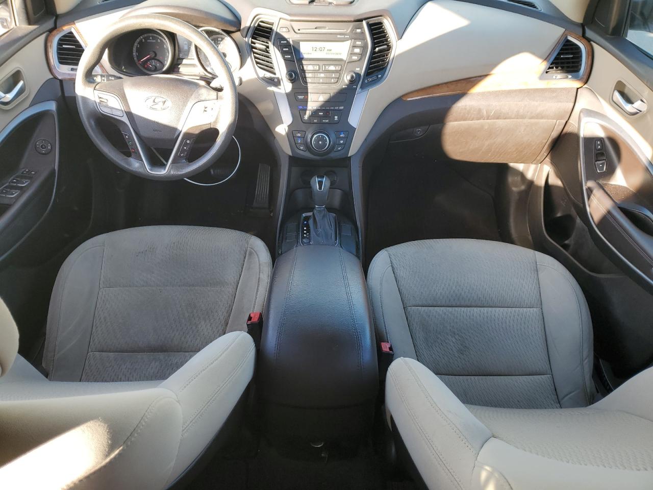 Lot #3315888114 2013 HYUNDAI SANTA FE S