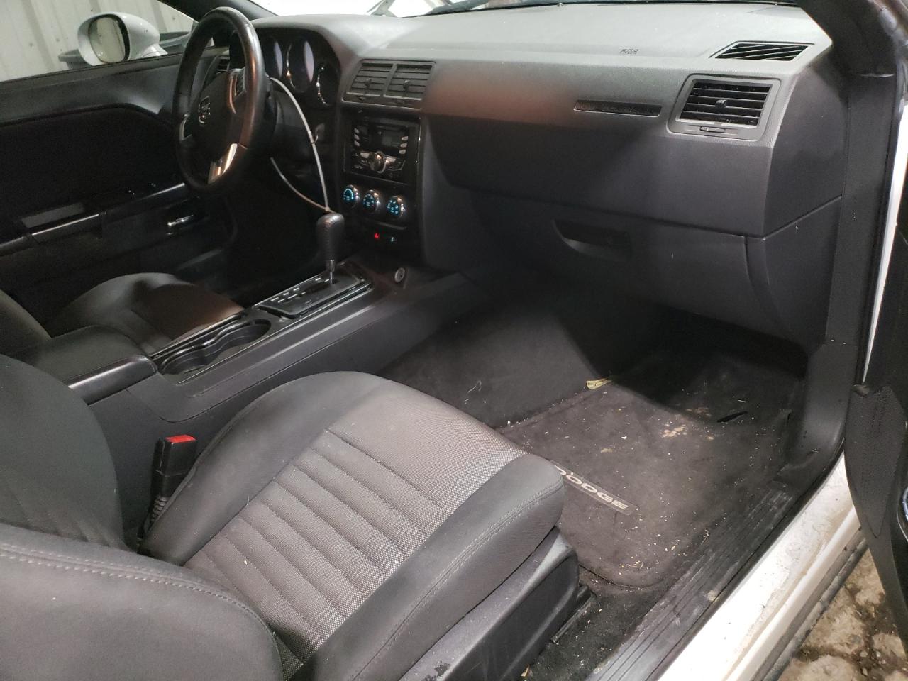 DODGE CHALLENGER SXT