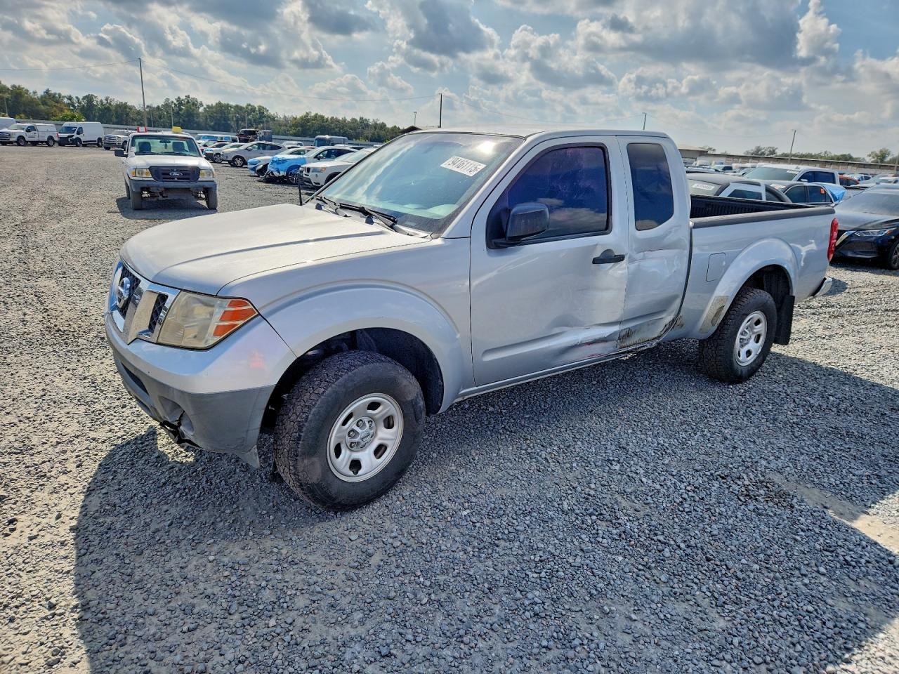 NISSAN FRONTIER KING CAB SE
