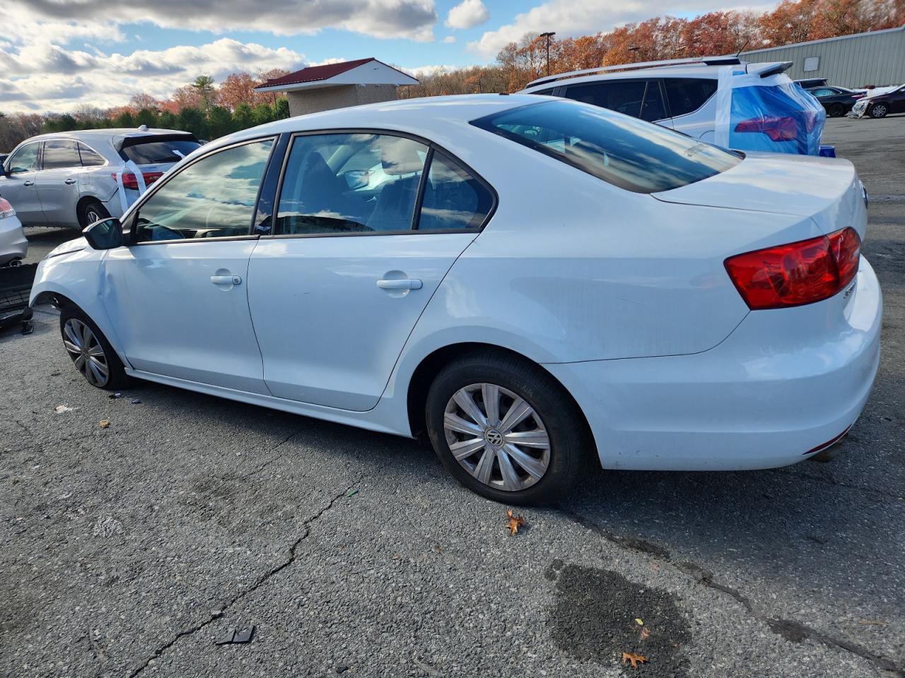 VOLKSWAGEN JETTA BASE