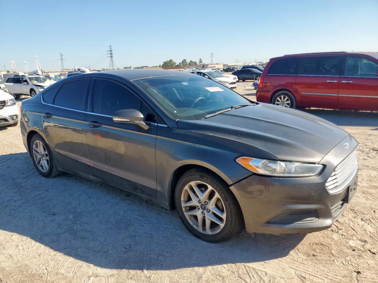 FORD FUSION SE