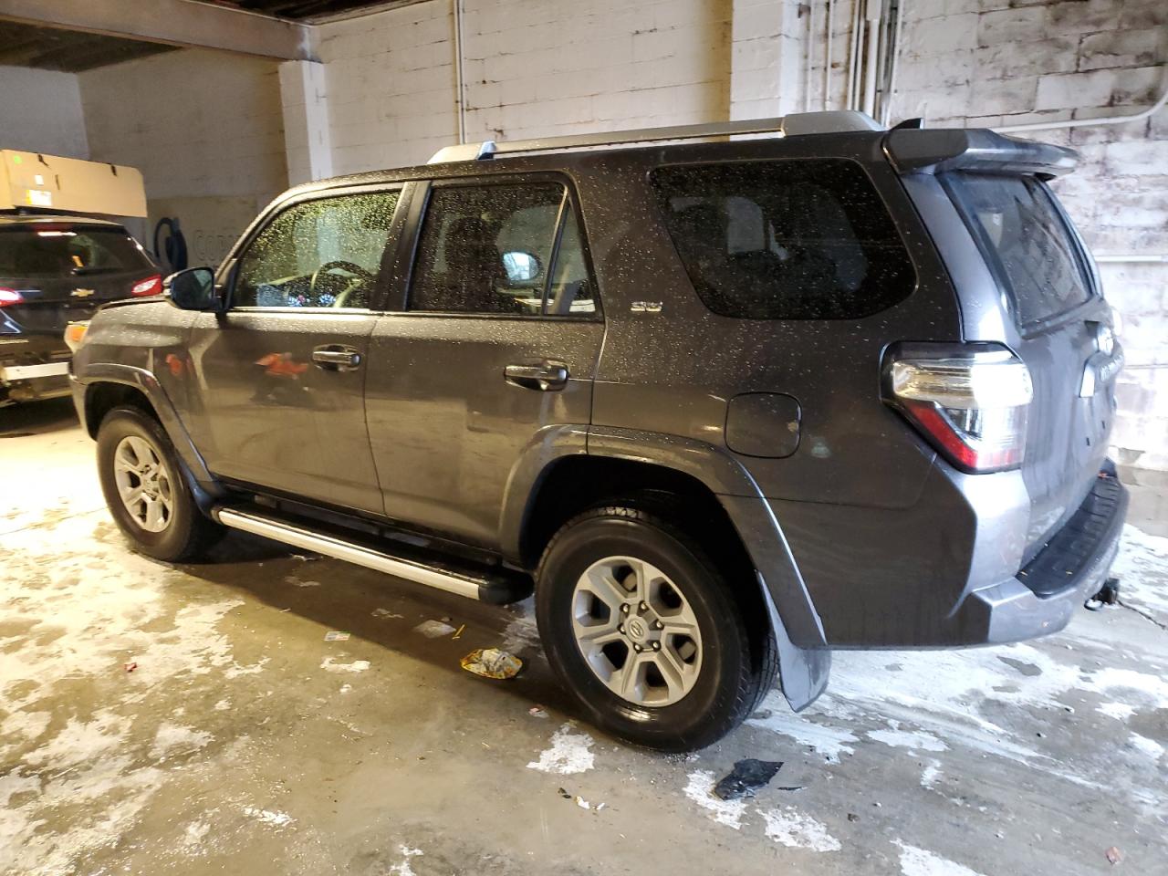 TOYOTA 4RUNNER SR5/SR5 PREMIUM