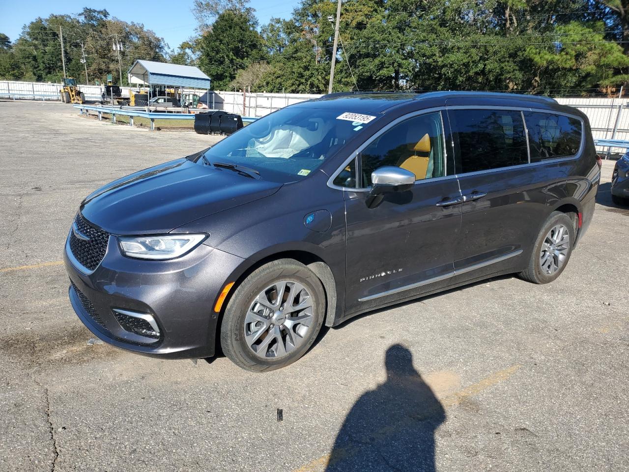 CHRYSLER PACIFICA HYBRID PINNACLE
