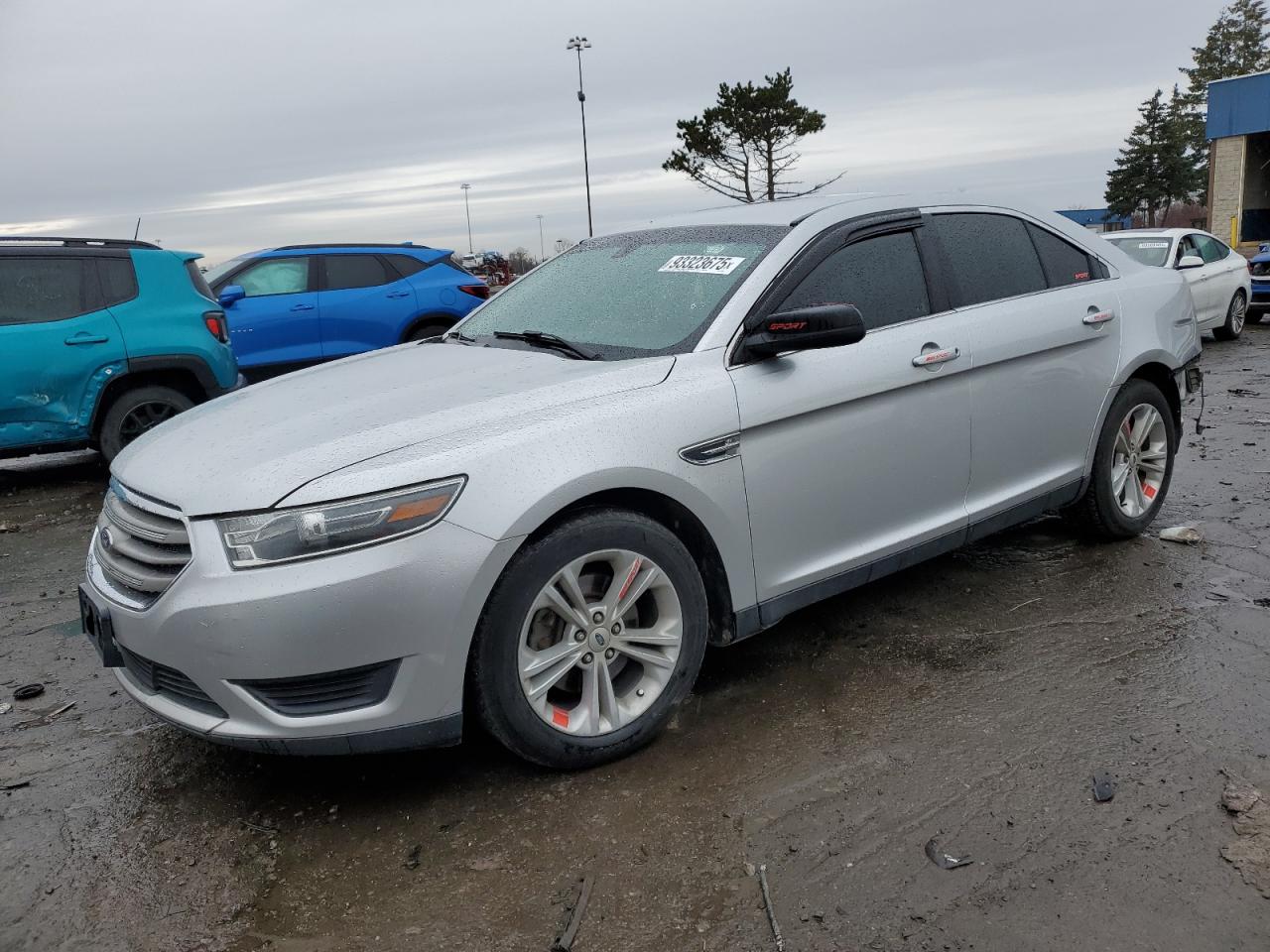 Lot #3311493249 2018 FORD TAURUS SE
