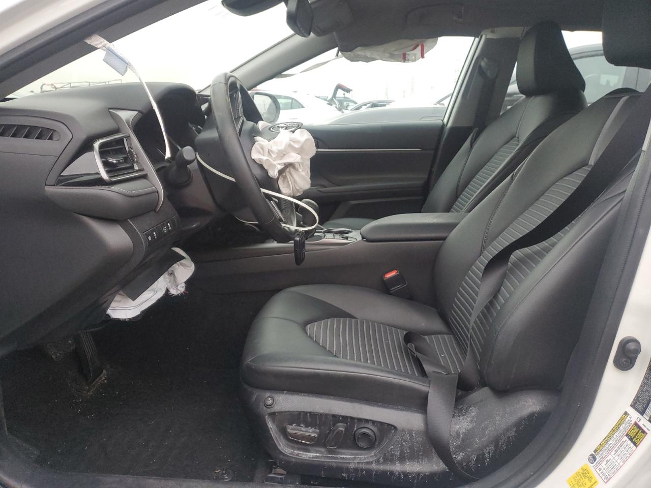 TOYOTA CAMRY SE NIGHT SHADE