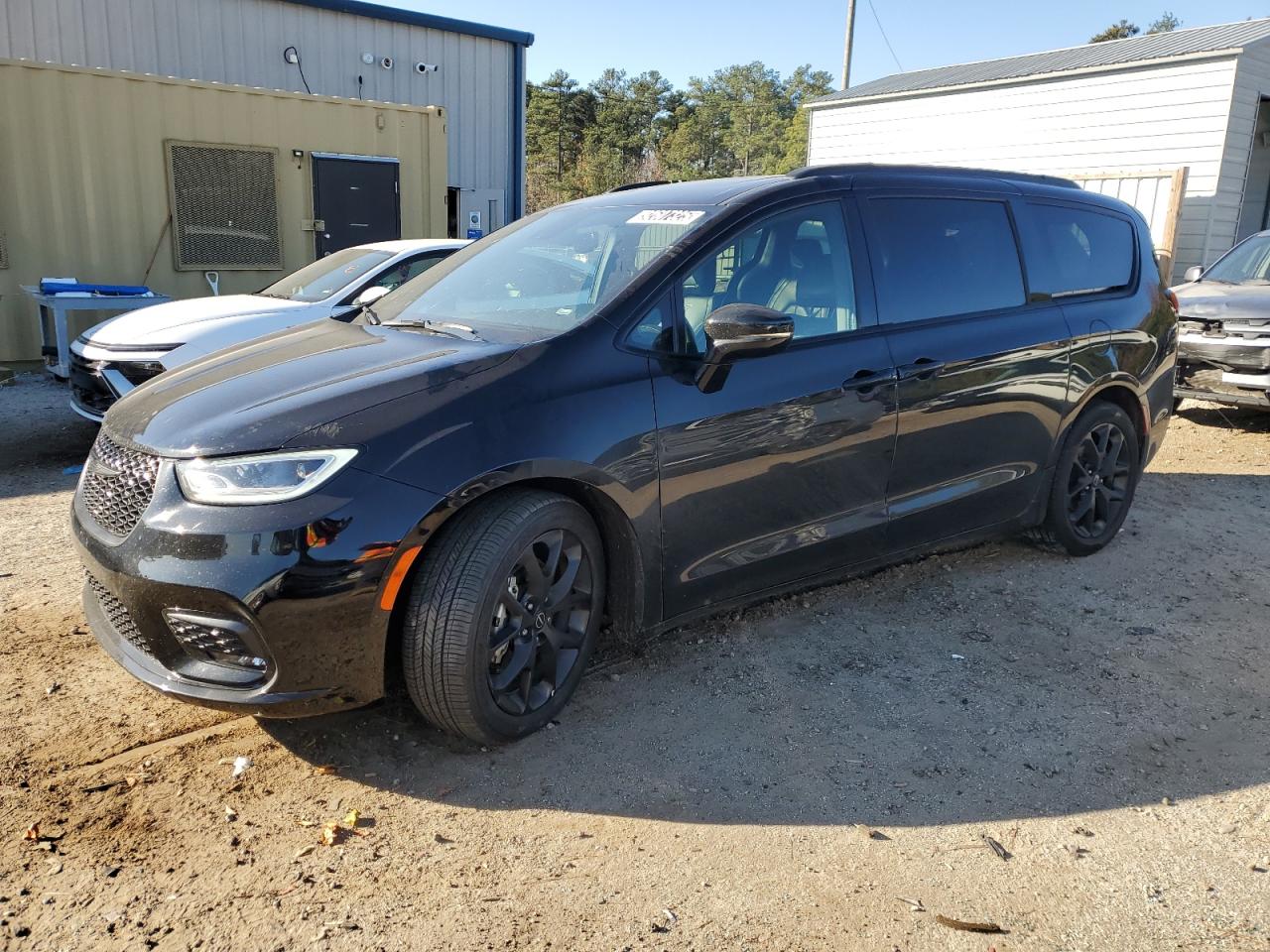 CHRYSLER PACIFICA LIMITED