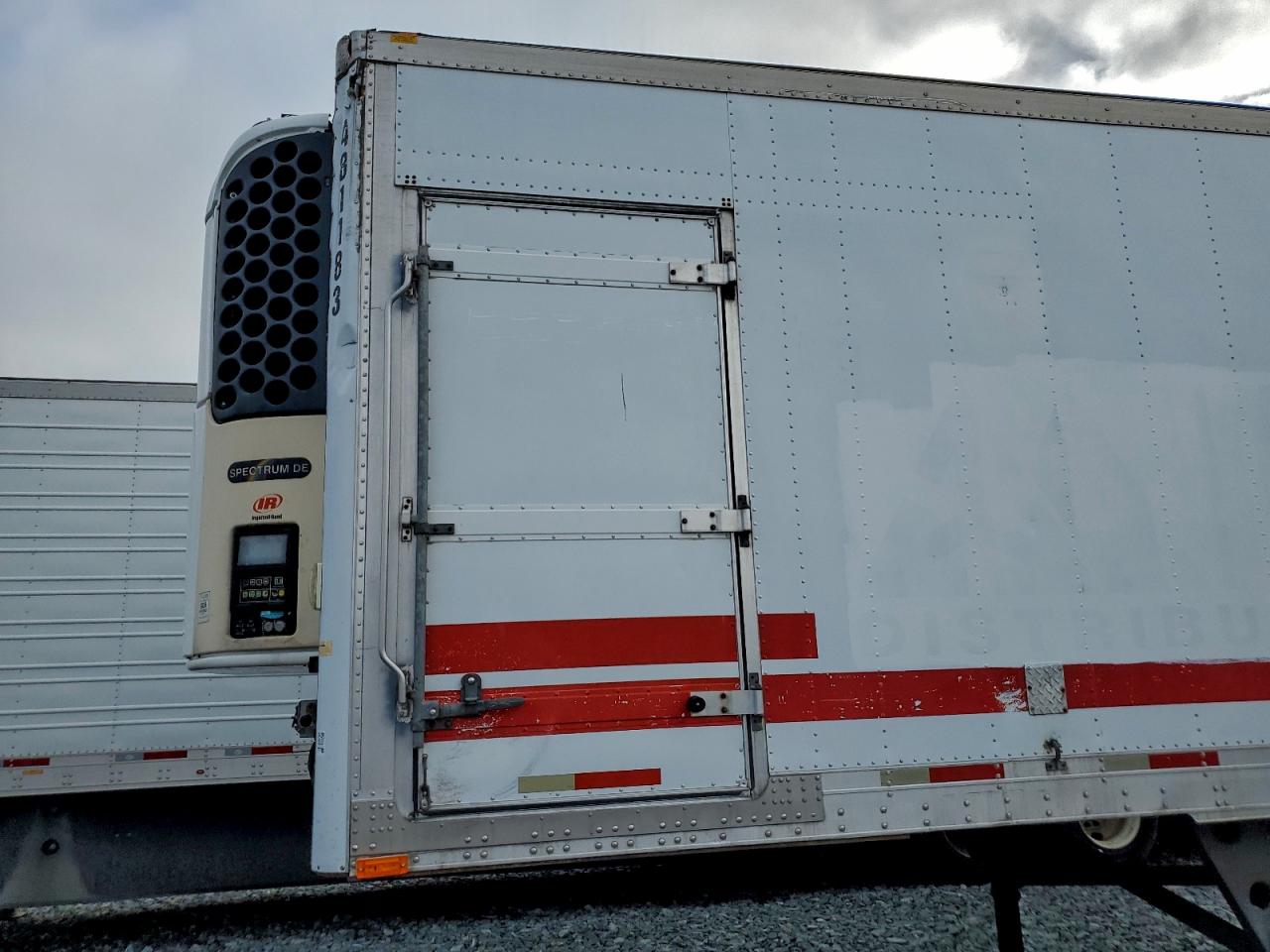 Lot #3304500532 2006 UTILITY VS2RA