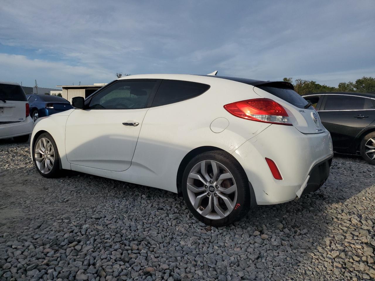 HYUNDAI VELOSTER