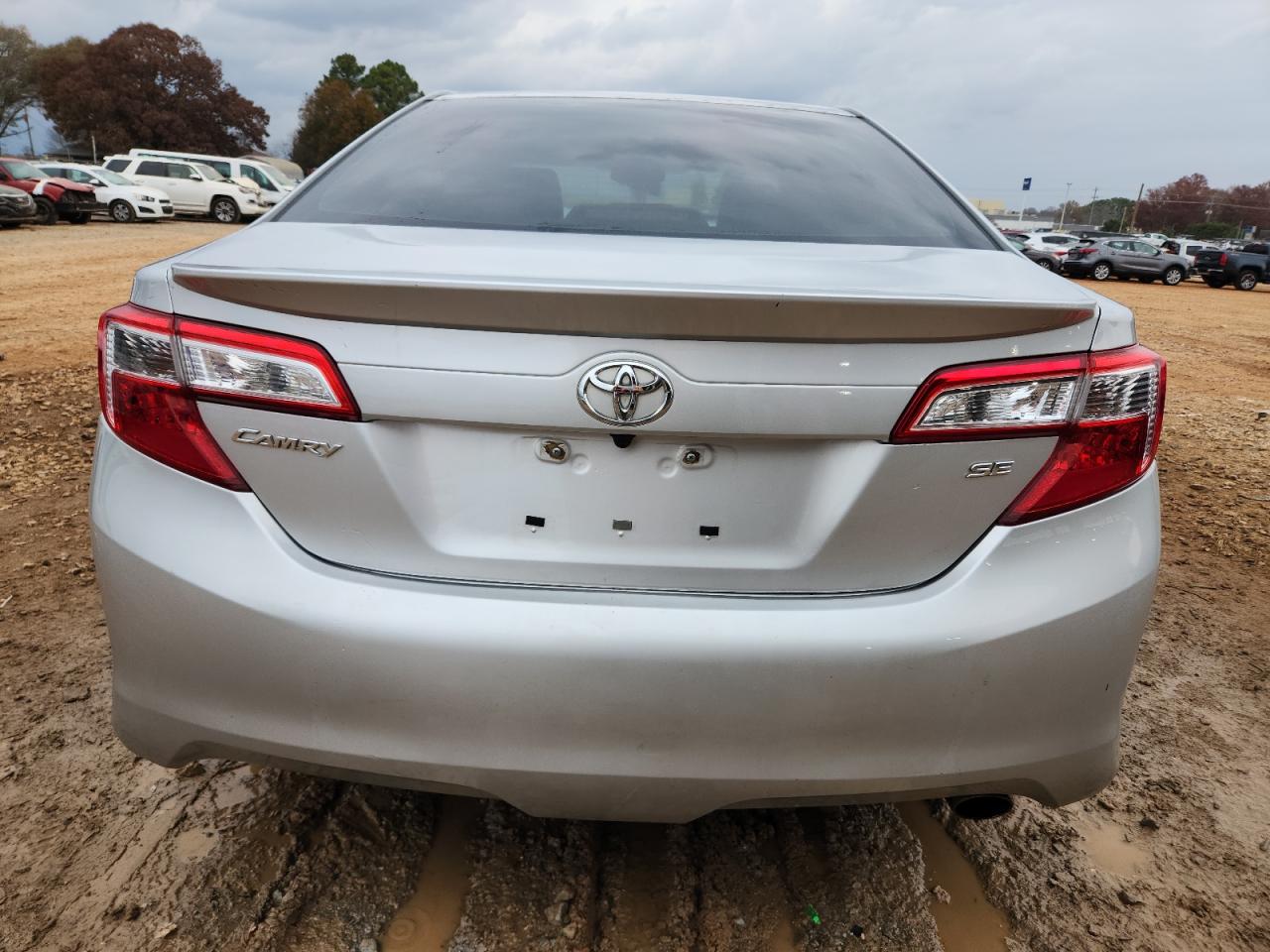 TOYOTA CAMRY L