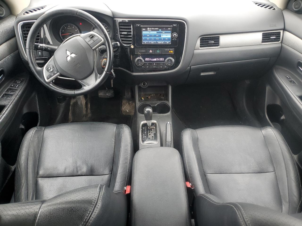 MITSUBISHI OUTLANDER ES