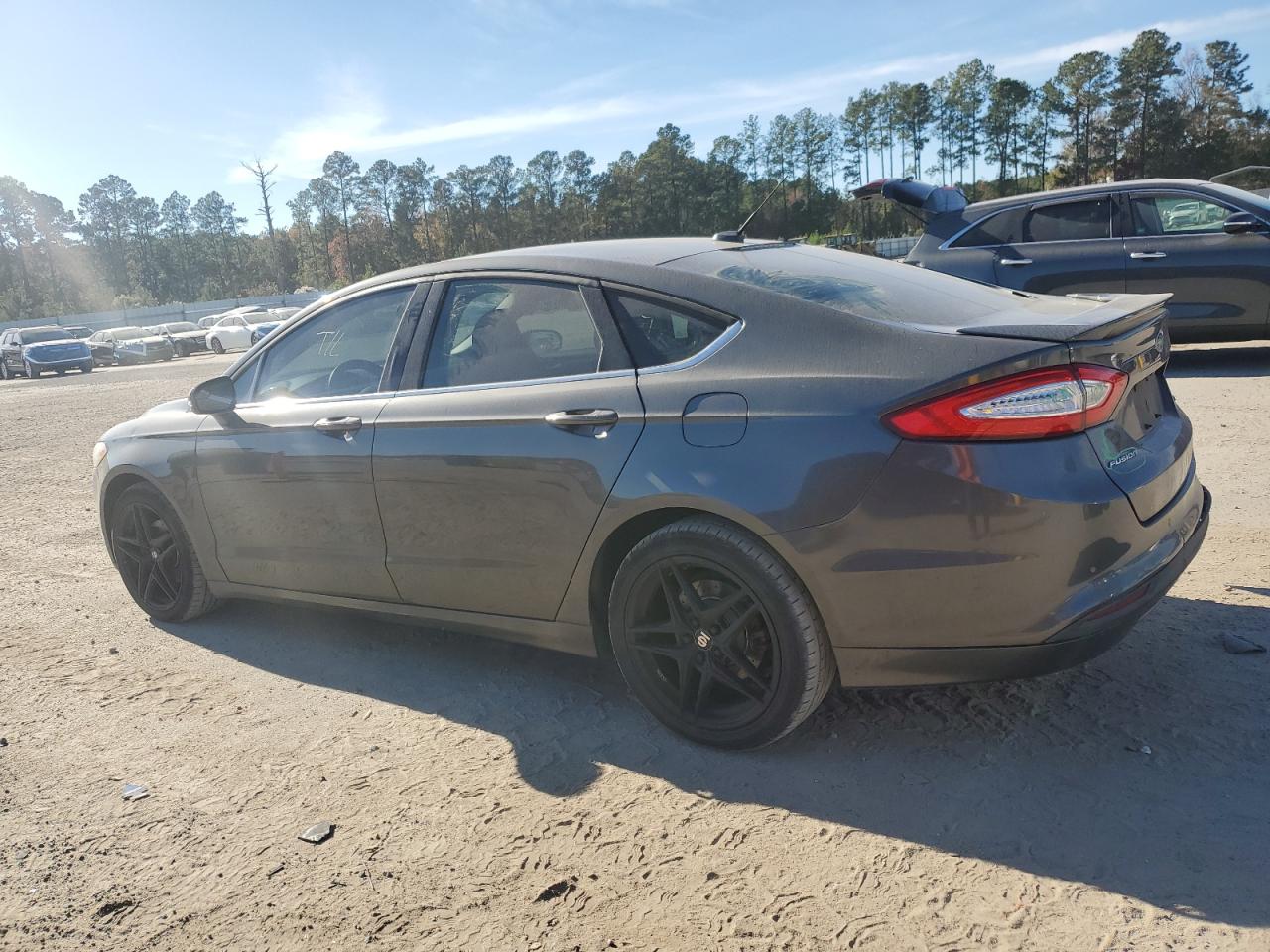 FORD FUSION SE