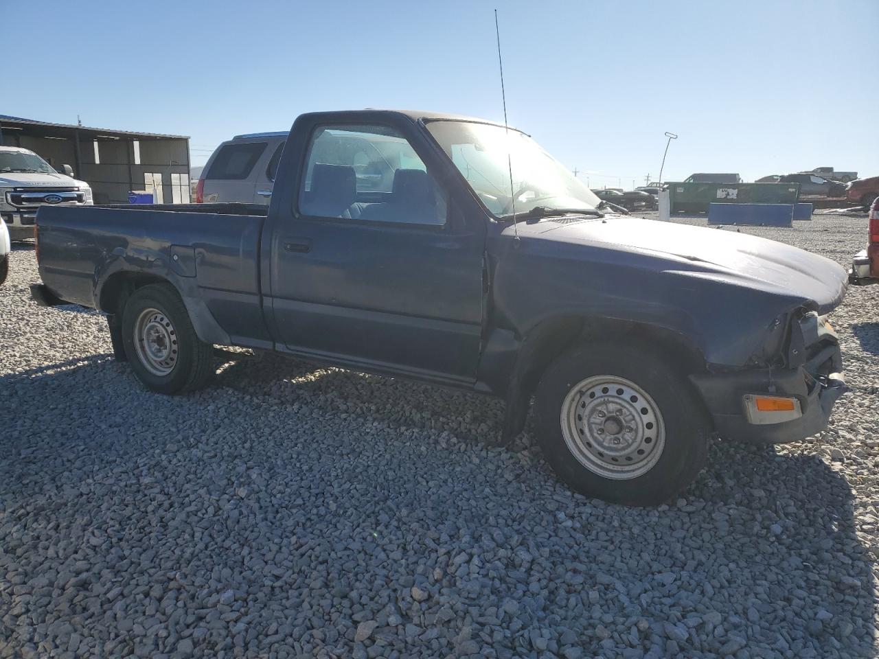 Lot #3294780790 1995 TOYOTA PICKUP 1/2