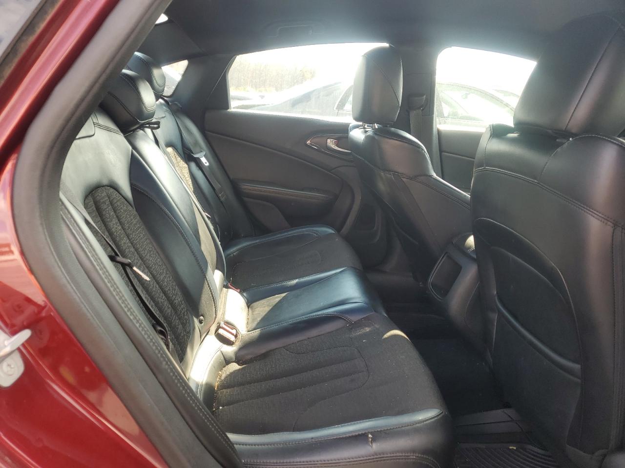 Lot #3278596931 2015 CHRYSLER 200 S