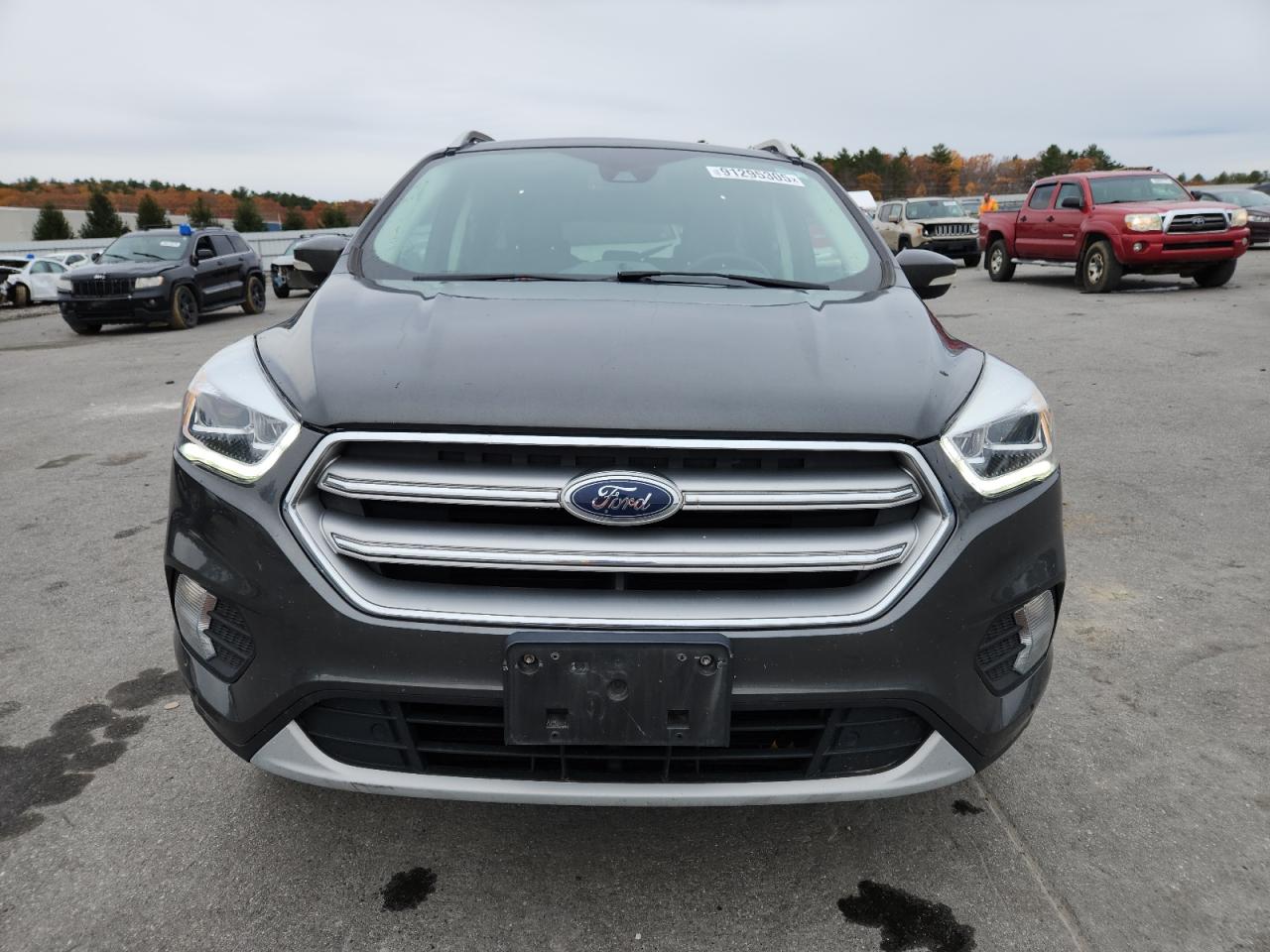 FORD ESCAPE TITANIUM