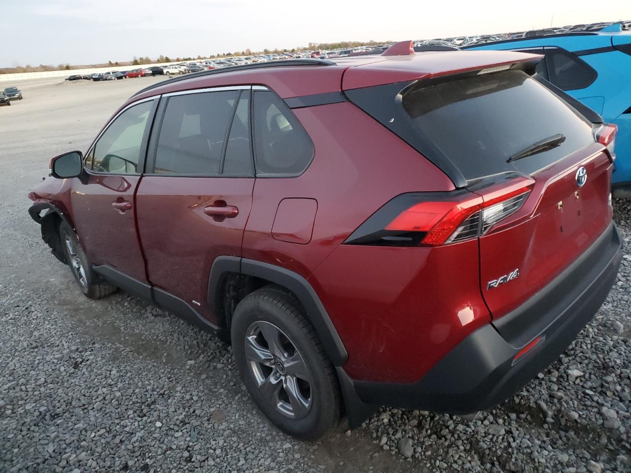 TOYOTA RAV4 LE