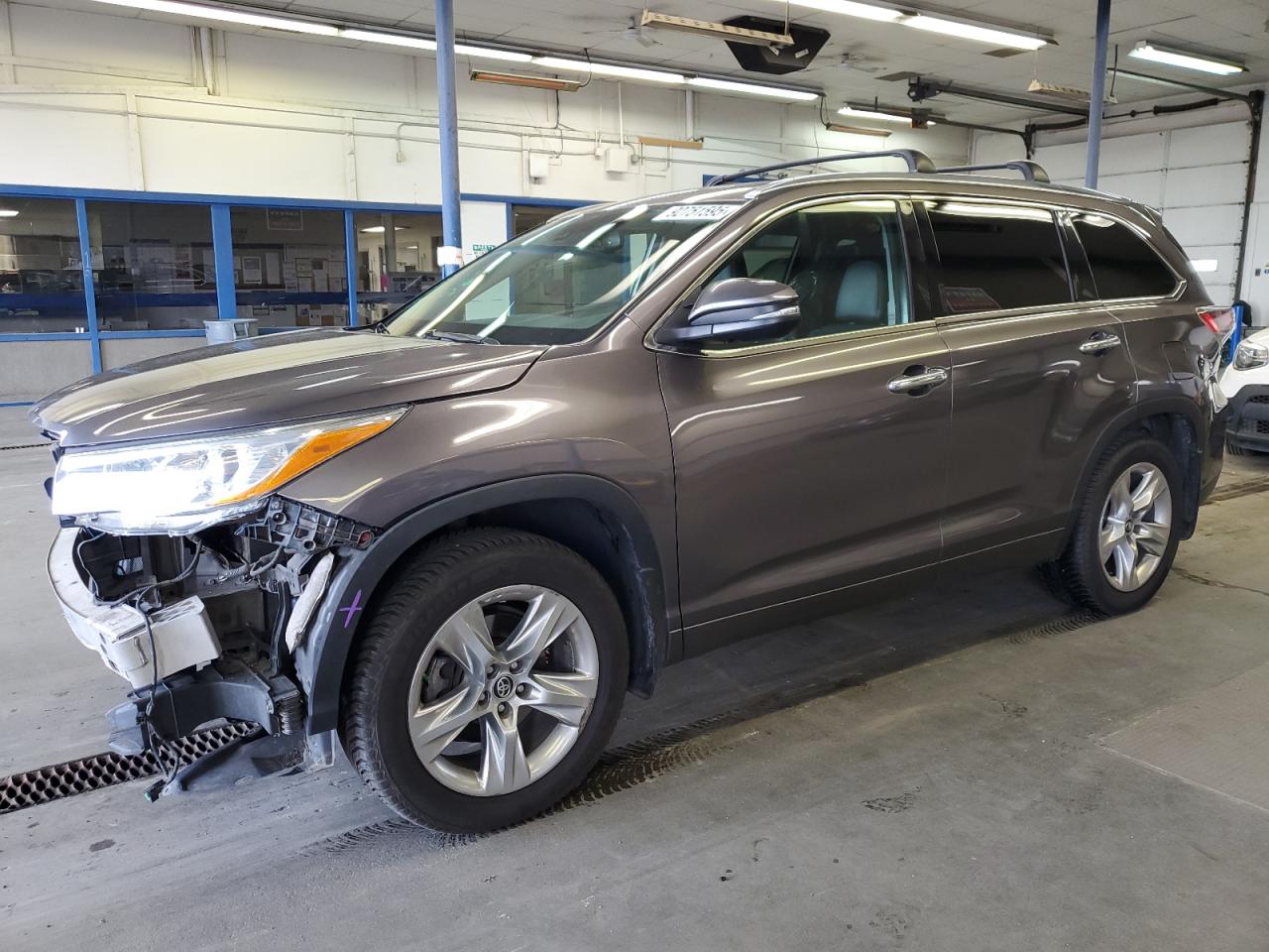 TOYOTA HIGHLANDER LIMITED