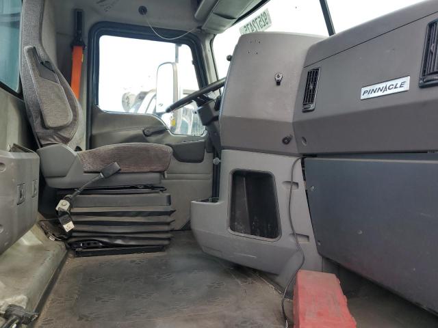 2017 MACK UNKNOWN #3294323880