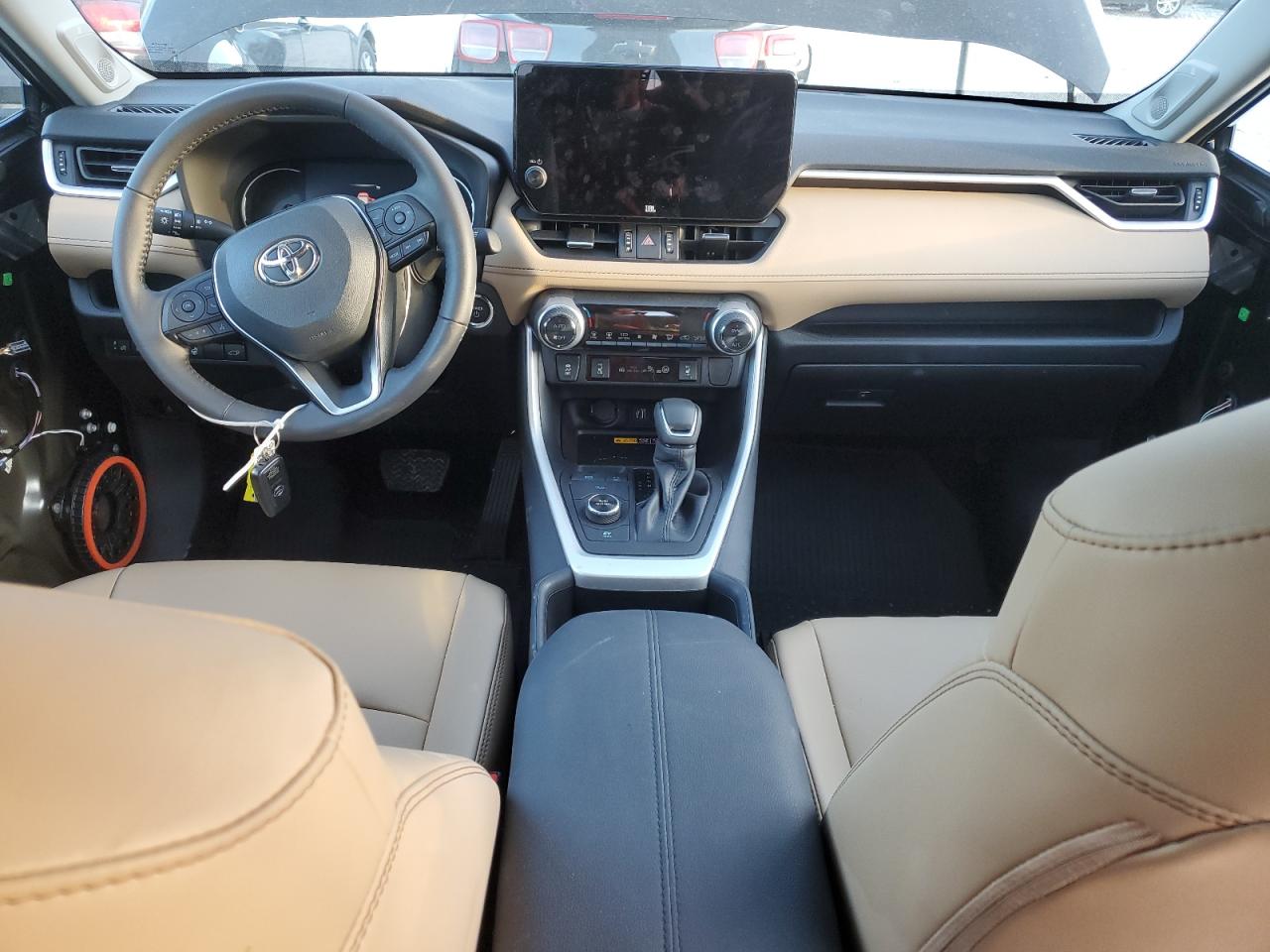 TOYOTA RAV4 XLE PREMIUM
