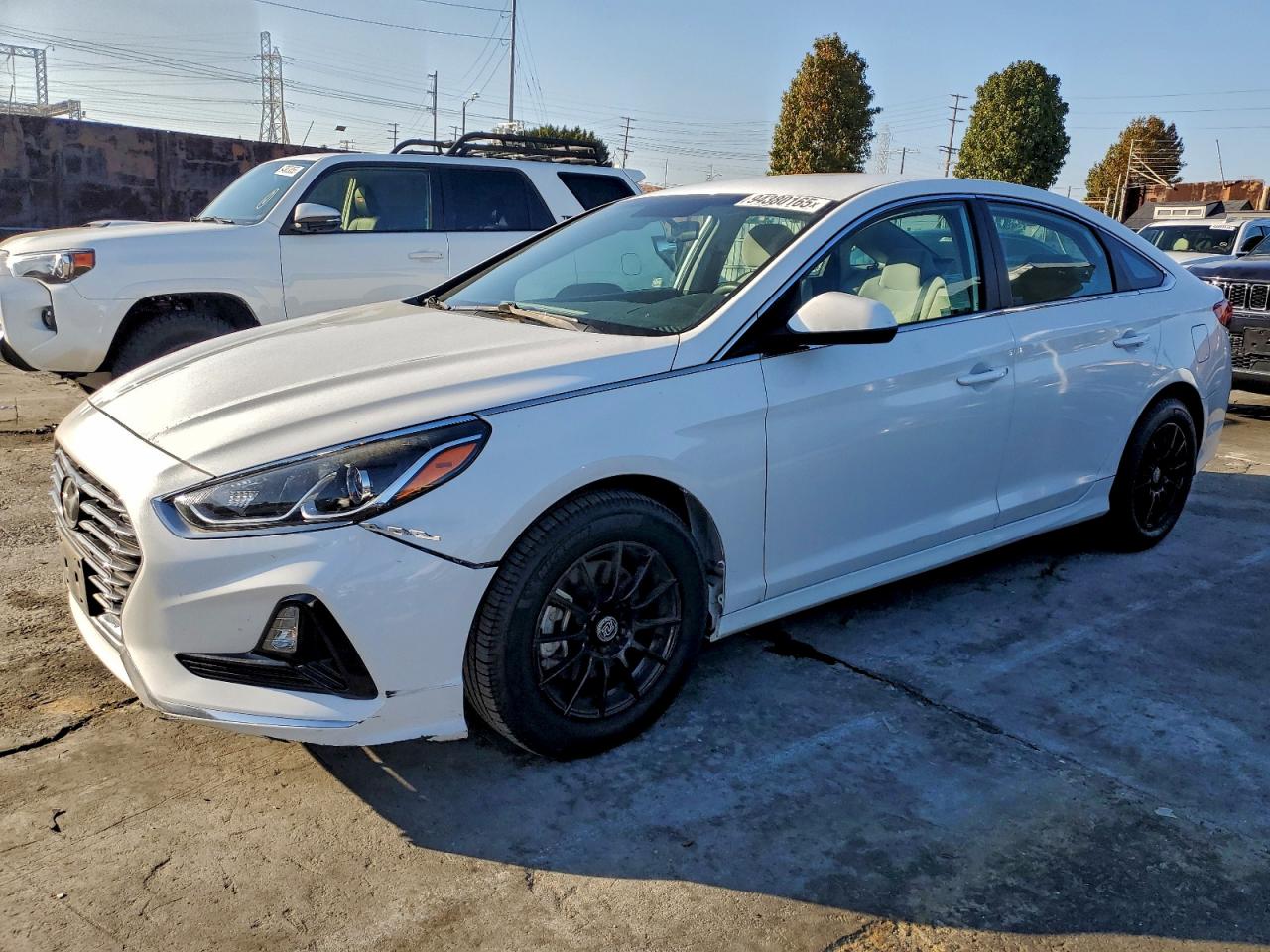 Lot #3304144502 2019 HYUNDAI SONATA SE