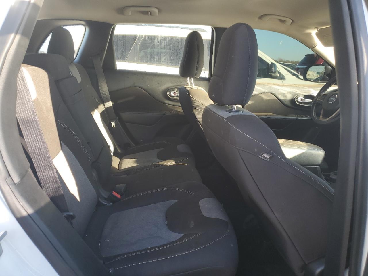 JEEP GRAND CHEROKEE SPORT