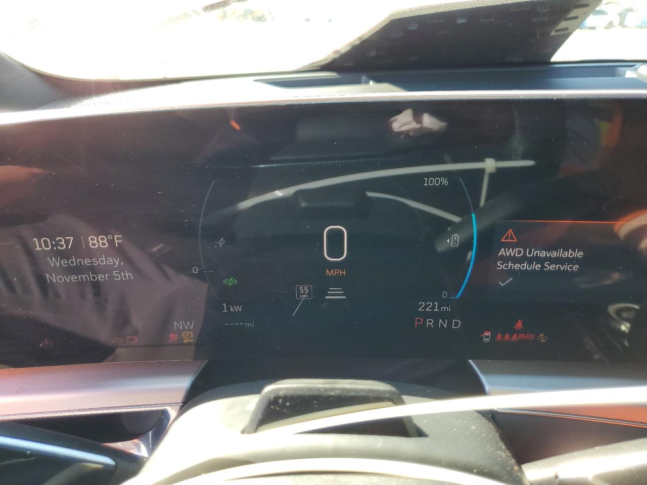 CADILLAC LYRIQ LUXURY