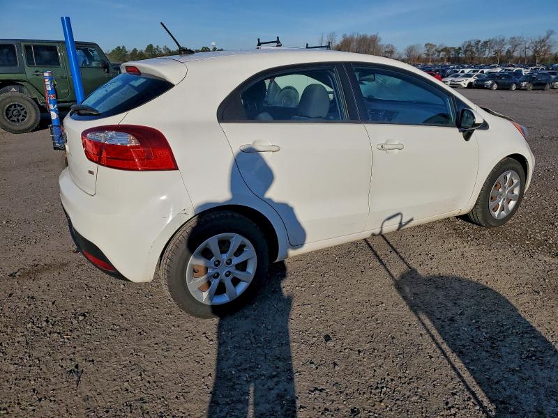 2015 KIA RIO LX #3296341428