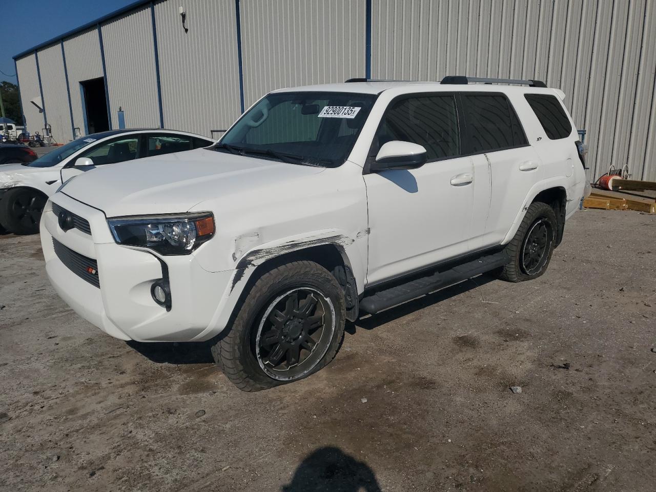 TOYOTA 4RUNNER SR5/SR5 PREMIUM