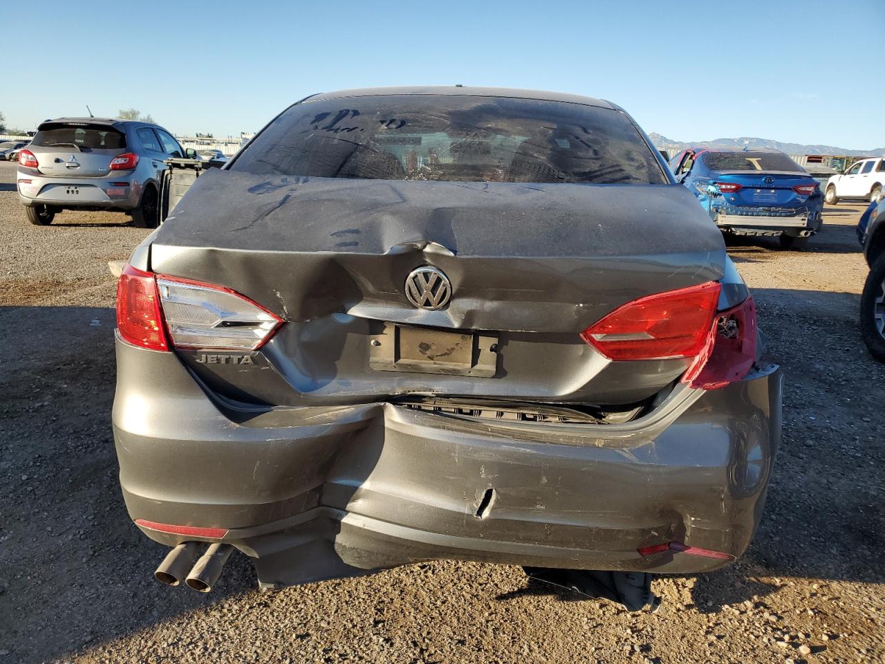 VOLKSWAGEN JETTA BASE