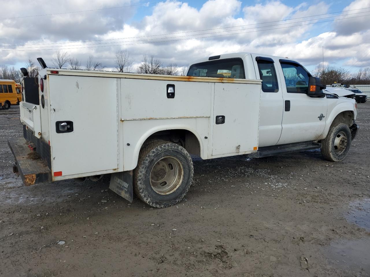 FORD F-350 SUPER DUTY