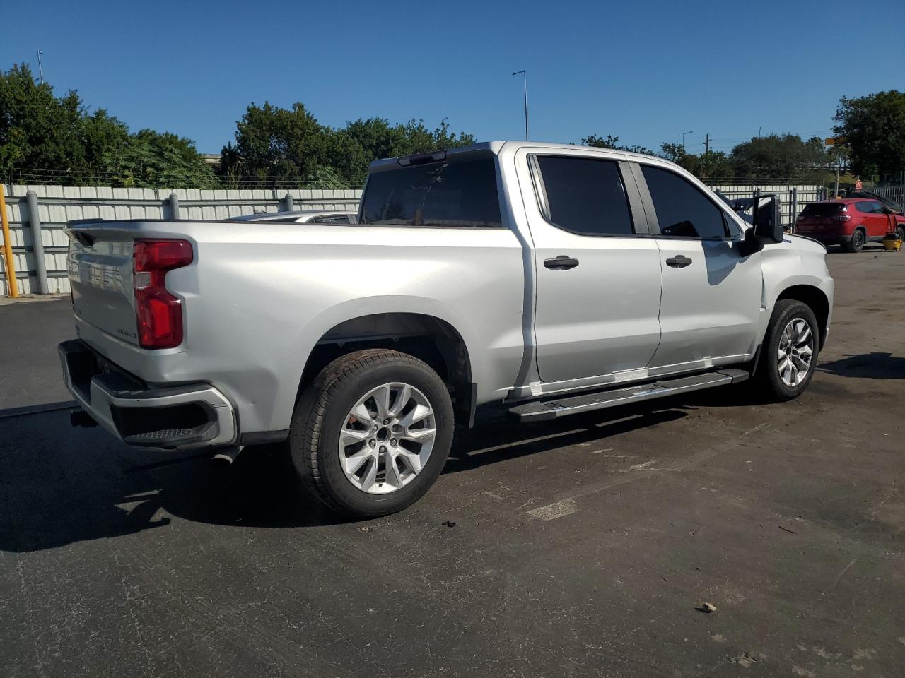 CHEVROLET SILVERADO C1500 CUSTOM