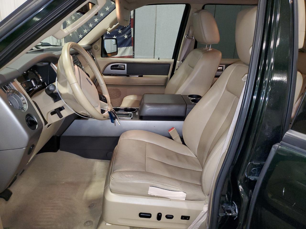 FORD EXPEDITION EL XLT