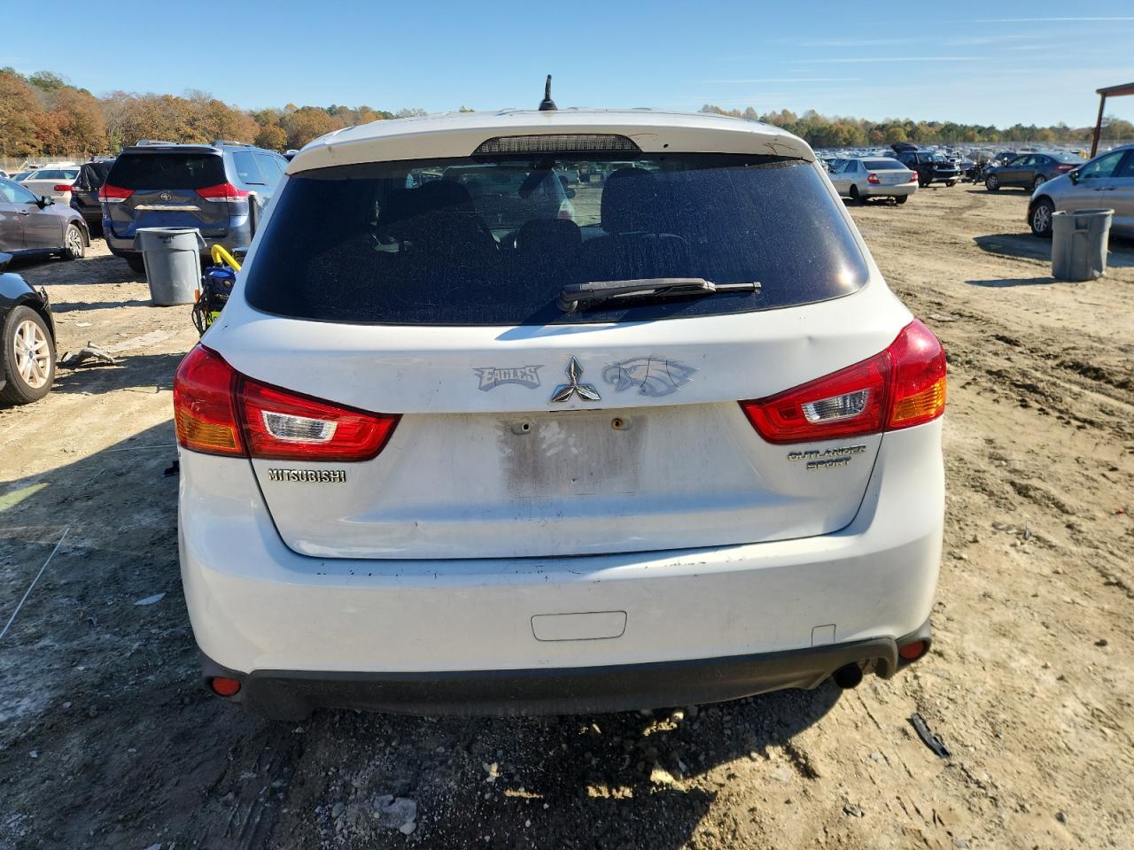 MITSUBISHI OUTLANDER ES