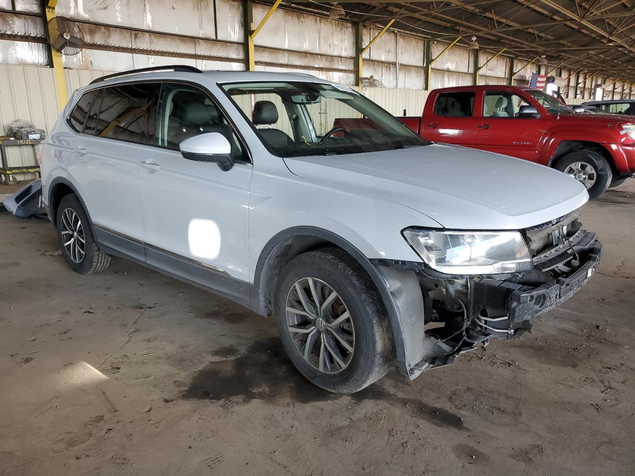 VOLKSWAGEN TIGUAN SE