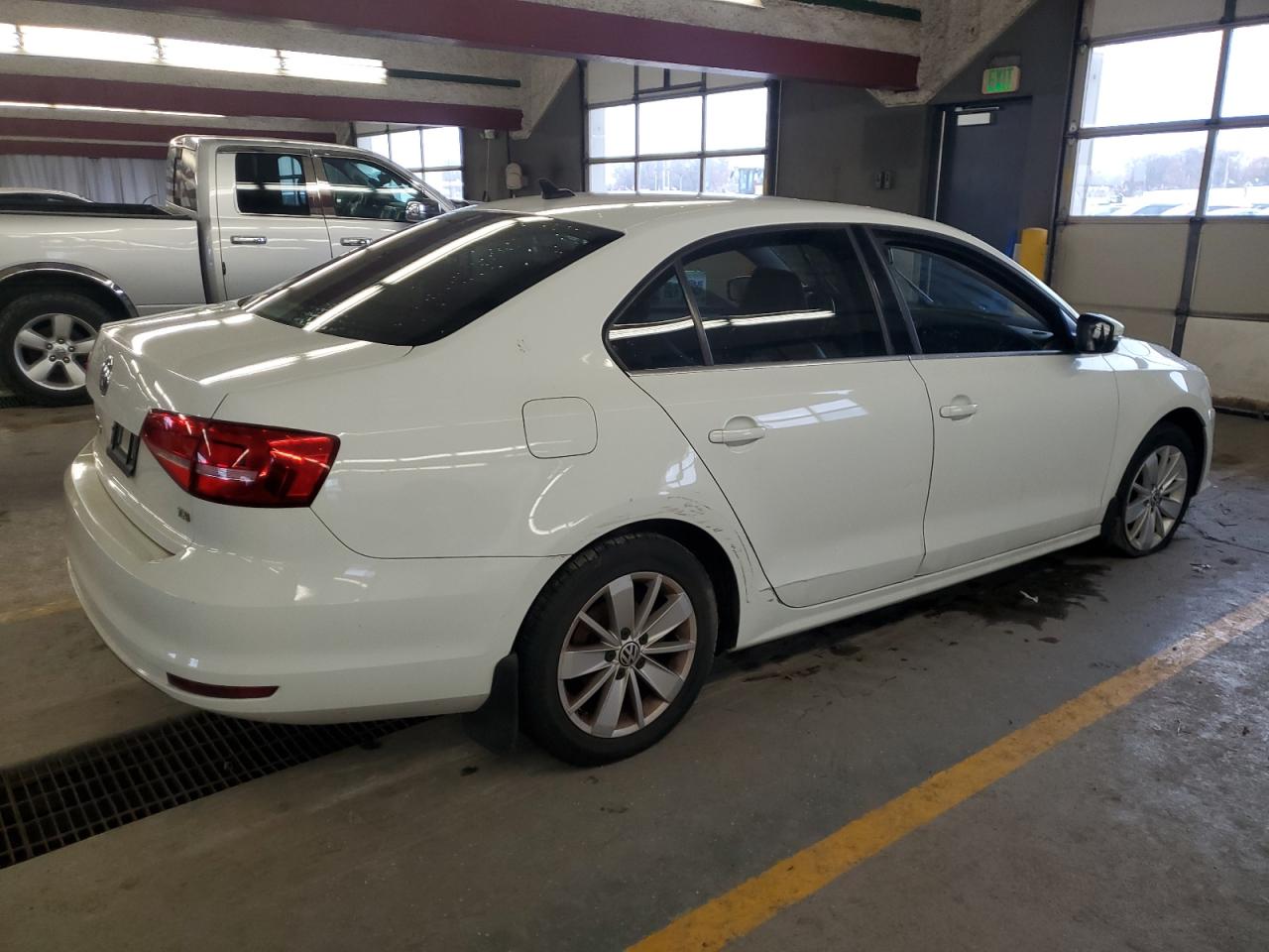 VOLKSWAGEN JETTA SE