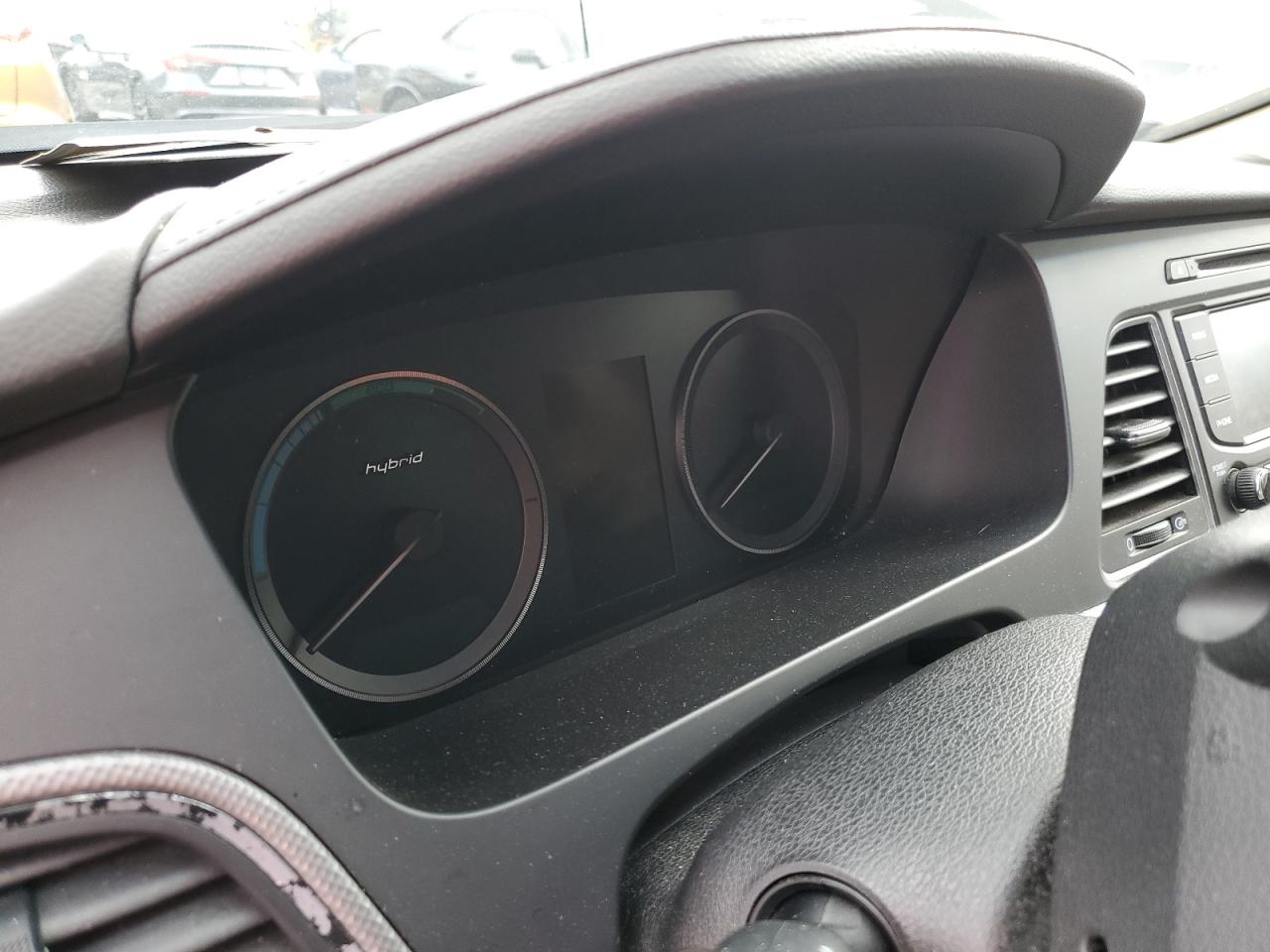 HYUNDAI SONATA HYBRID