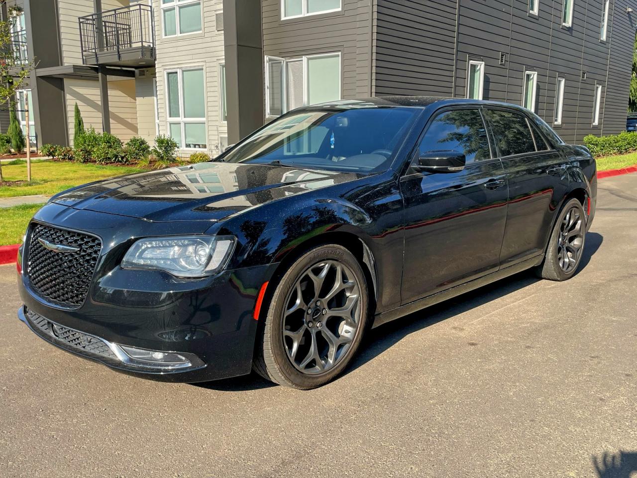 CHRYSLER 300S S