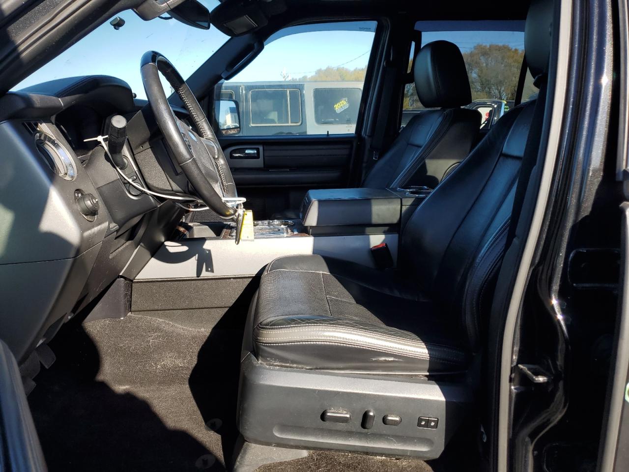 FORD EXPEDITION EL PLATINUM