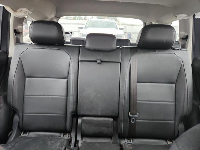 2018 VOLKSWAGEN TIGUAN SE - 3VV2B7AX8JM097357