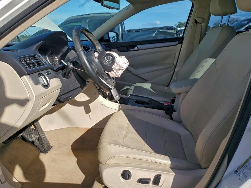 2014 VOLKSWAGEN PASSAT SE #3301609621